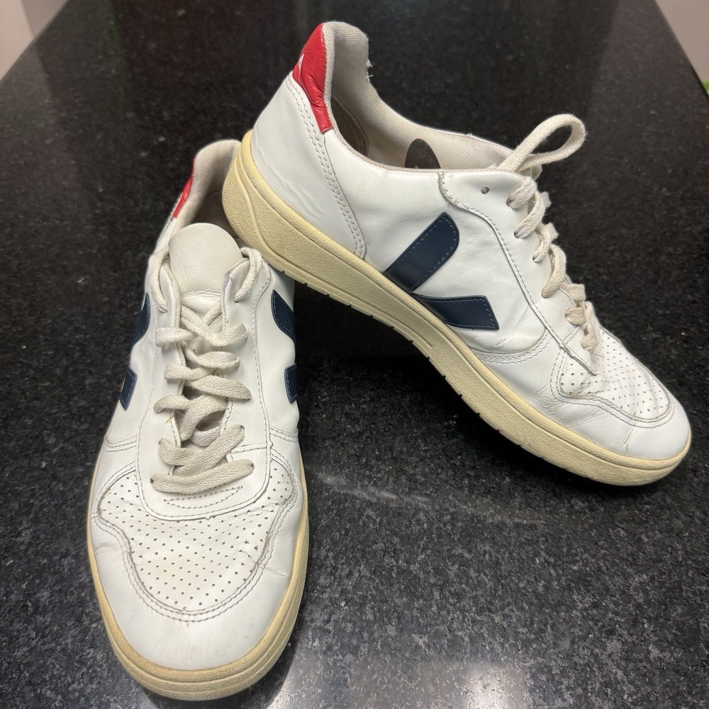 👟Veja V-10 Mens Size 8 White Leather Navy Blue Red Low Top Sneakers Shoes
